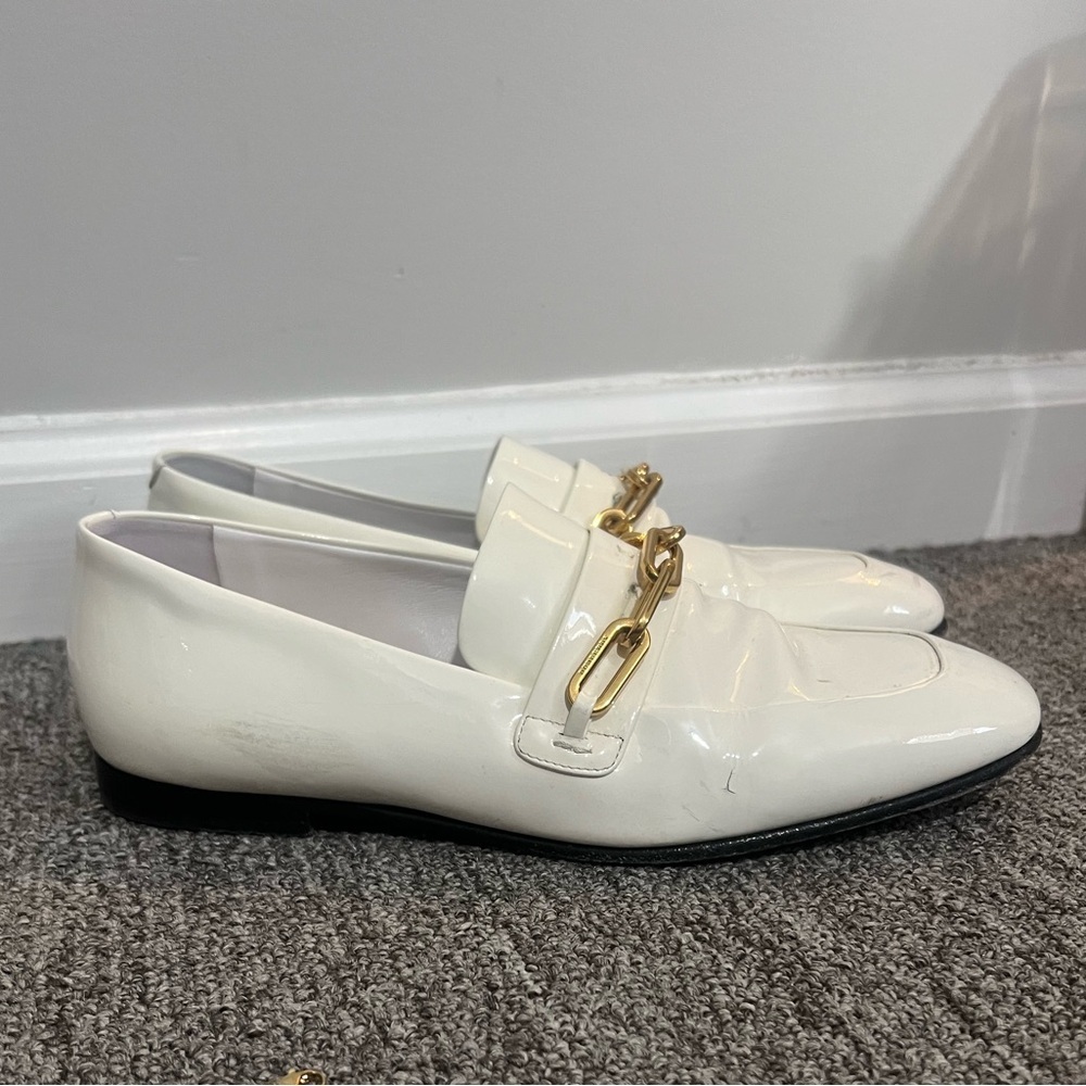 Burberry Gold Chain White Patent Chillcot Loafer Women's Size 38.5 U.S 7.5